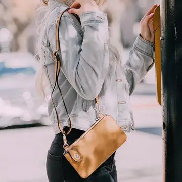 Jen & Co Kendall Crossbody/Wristlet w/ Twist Lock Closure Purse - Made From the Heart Co